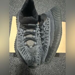 REPAIR needed - Yeezy 350 V2 CMPCT Slate Onyx